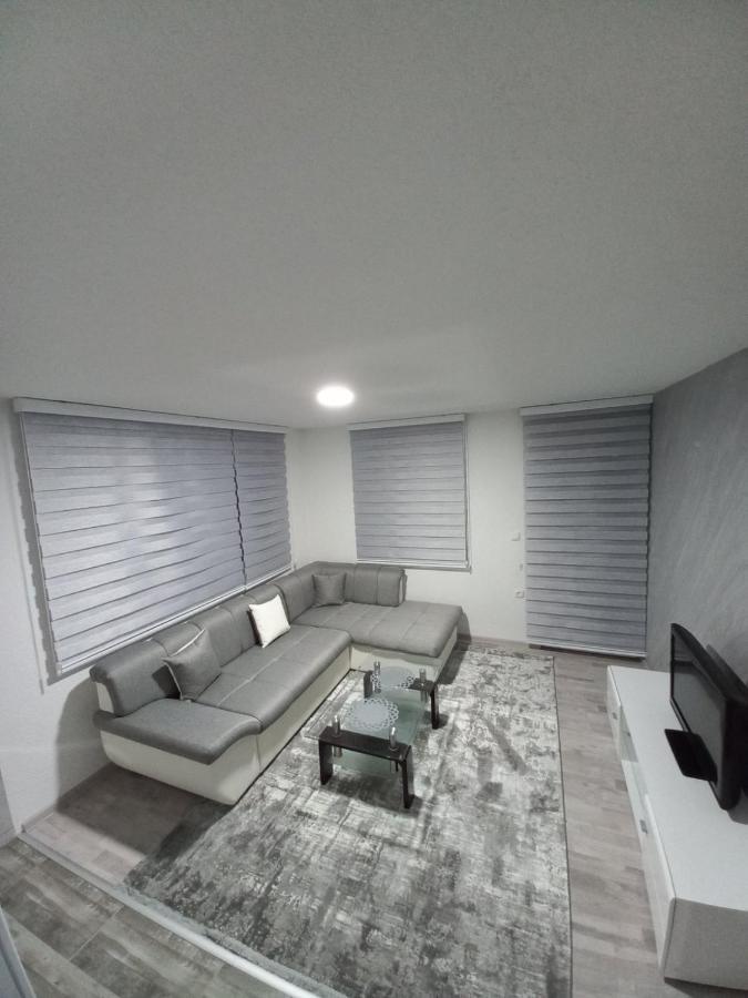 Adagio Studio Apartment Plav Luaran gambar